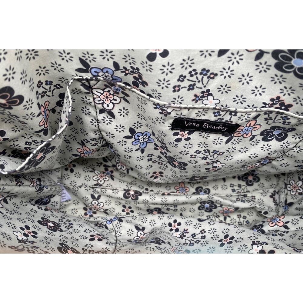 Vera Bradley Women’s Black Holland Garden Miller Travel Tote Bag - Picture 7 of 11